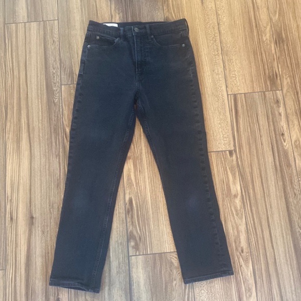 Gap cigarette ankle jeans, size 6